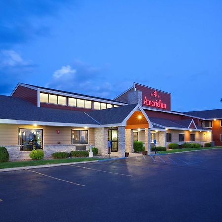 アメリクイン バイ ウィンダム ファーガス フォールズ カンファレンス センター Fergus Falls エクステリア 写真